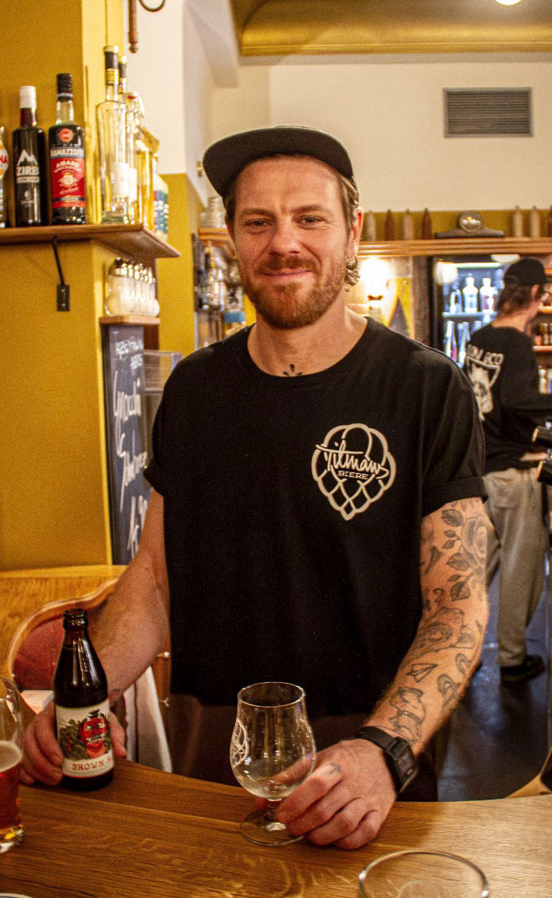 Tilmans Biere Shirt "Happy Pint" schwarz